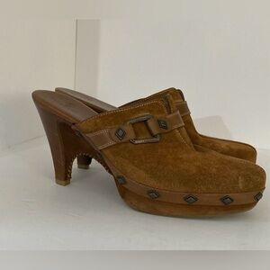 Cole Haan D20927 Brazil Studded Leather Split Toe Clogs Mules shoes Womens